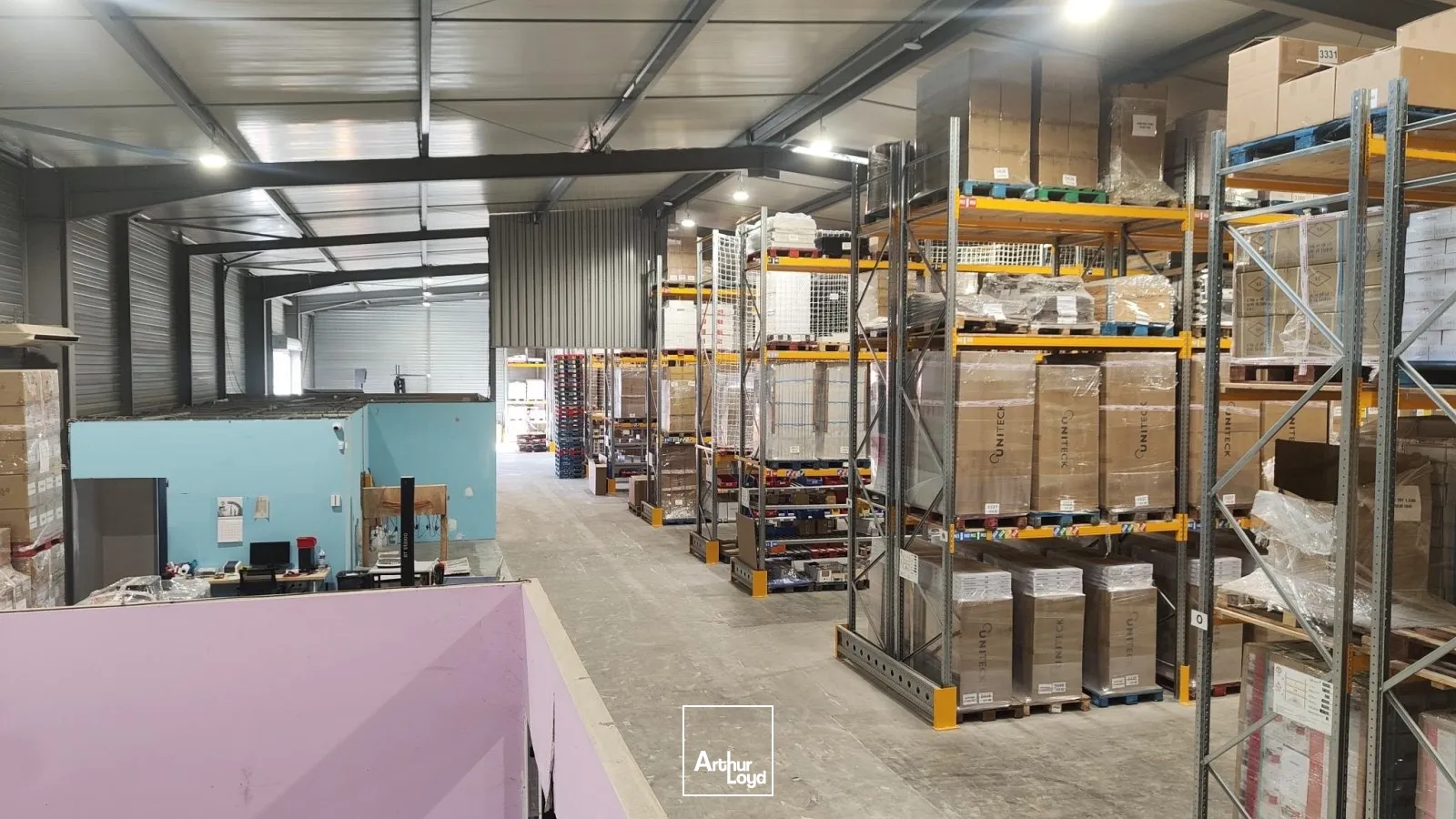 Béziers, LOCAL D'ACTIVITE A LOUER de 1 000 m2 - Accessibilité immédiate A9, visibilité stratégique et prestations techniques