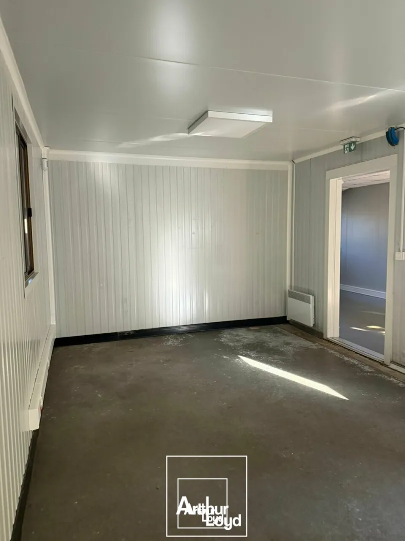 LOCAL D'ACTIVITE - ENTREPOT location à USSAC 19270