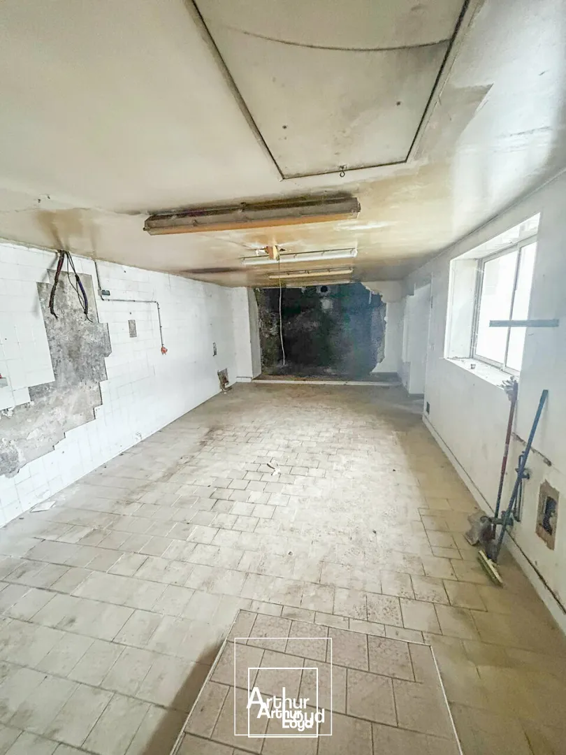 LOCAL COMMERCIAL location à BRIVE LA GAILLARDE 19100