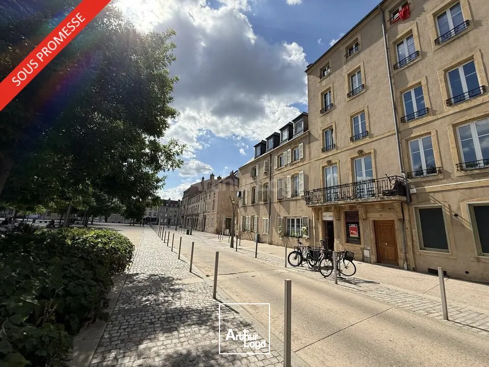 LOCAL COMMERCIAL à LOUER de 63 m²