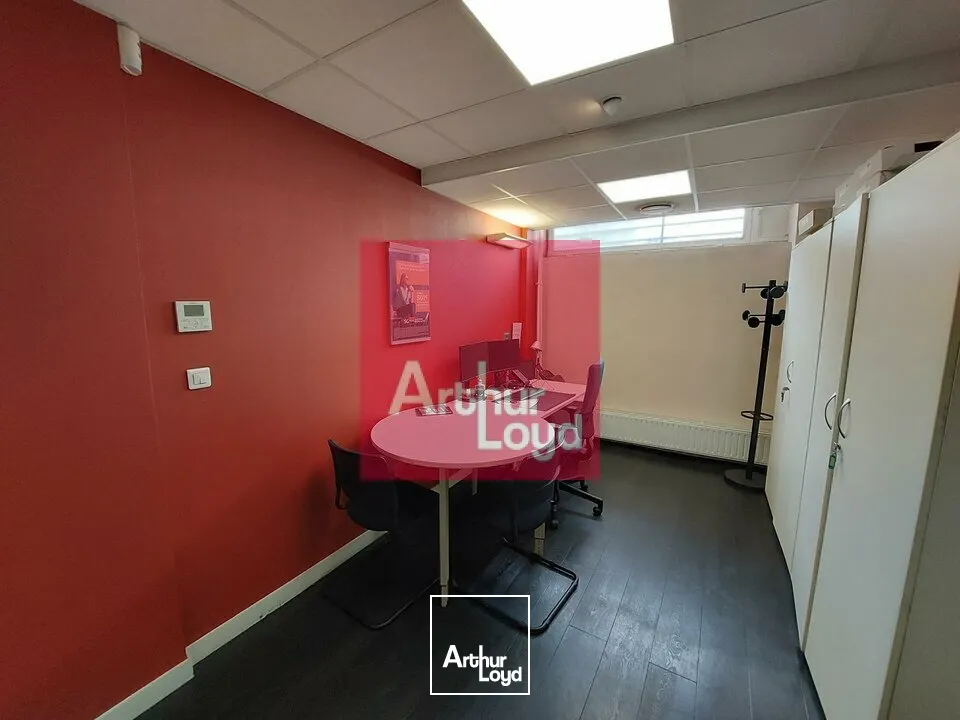 LOCAL COMMERCIAL A LOUER 107 M² CLERMONT-FERRAND