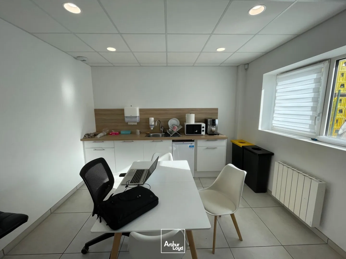 Locaux d'activité à louer à GRAND COURONNE 76530