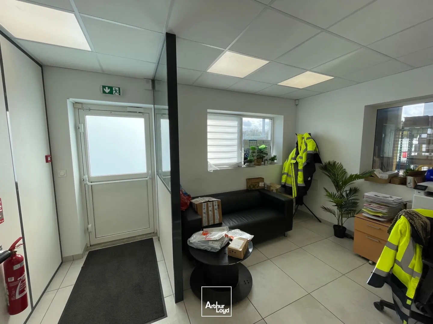 Locaux d'activité à louer à GRAND COURONNE 76530