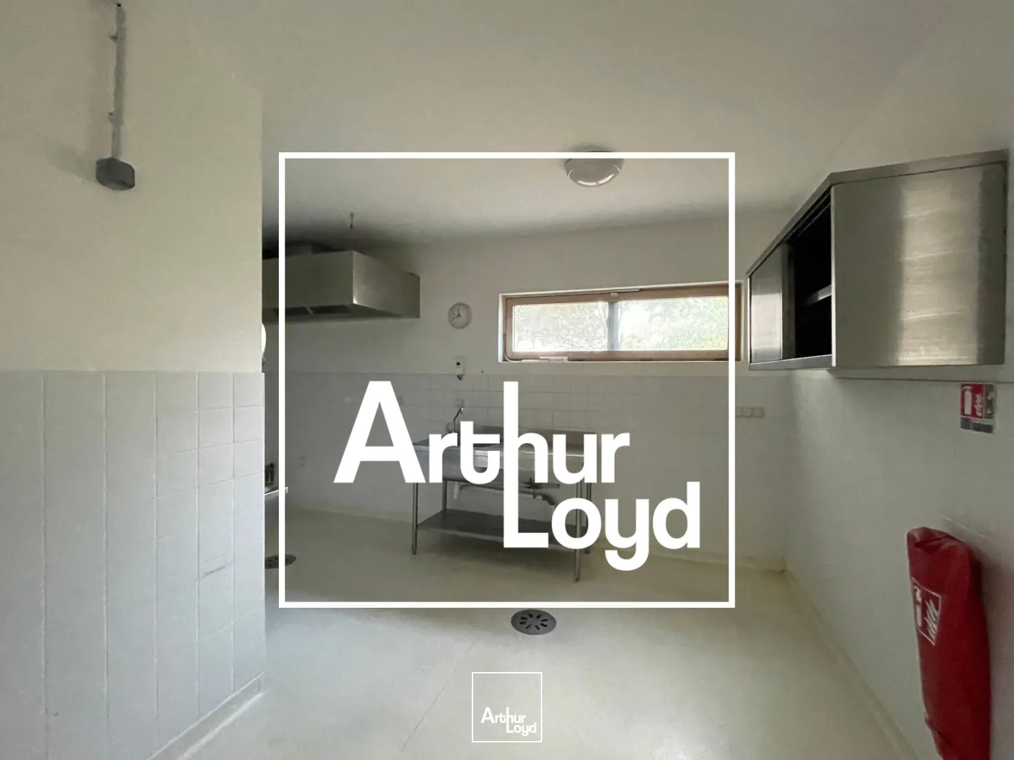 LOCAL PROFESSIONNEL A VENDRE - PMR ET ERP - VENDARGUES