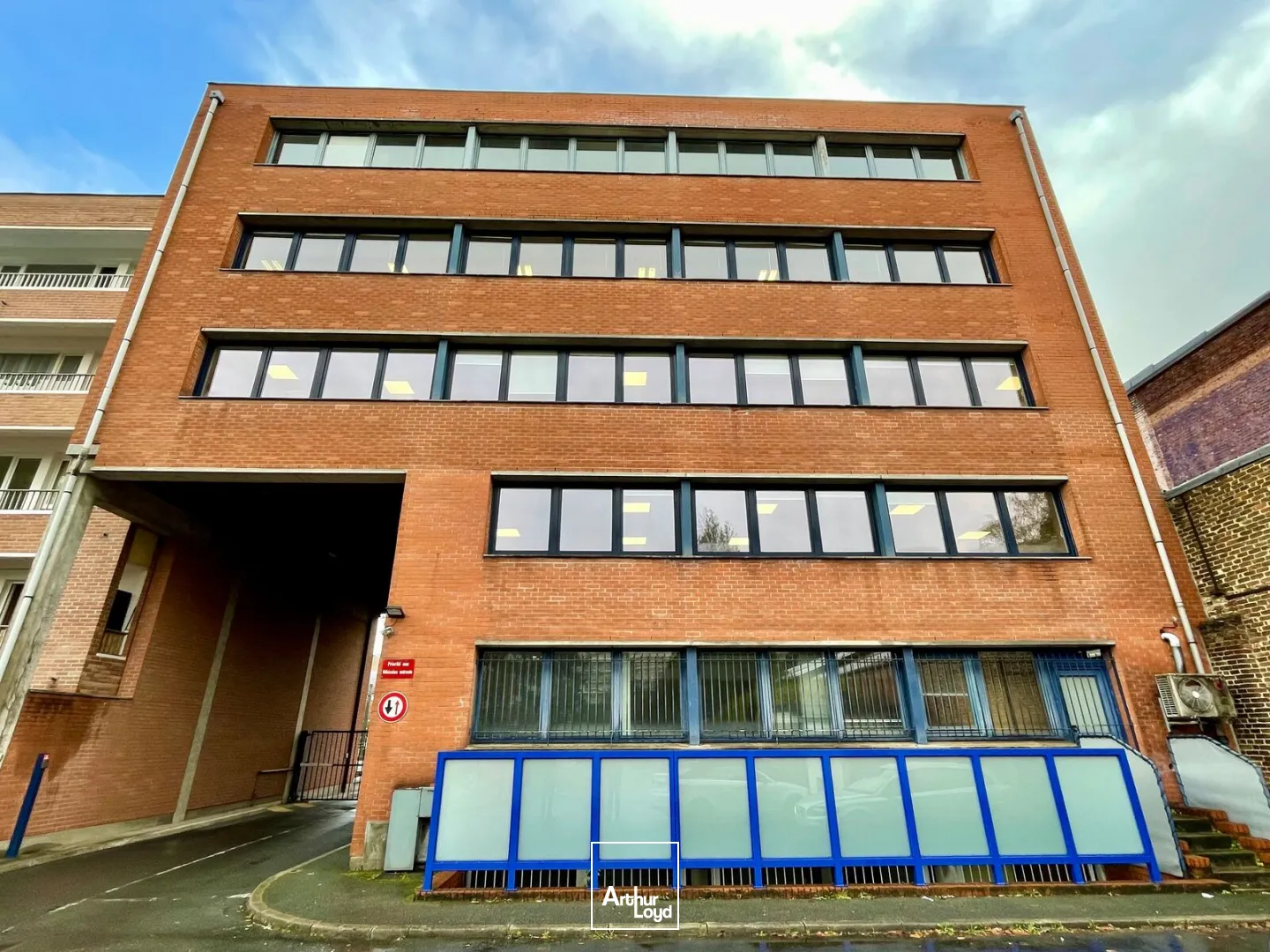 Bureaux à Louer Marcq-en-Baroeul - 250 m² Clés en Main au Croisé Laroche avec Parkings