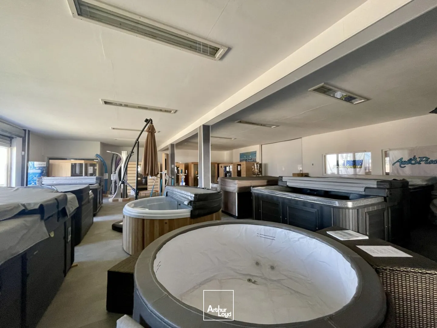 Locaux d'activité à vendre à GUICHAINVILLE 27930