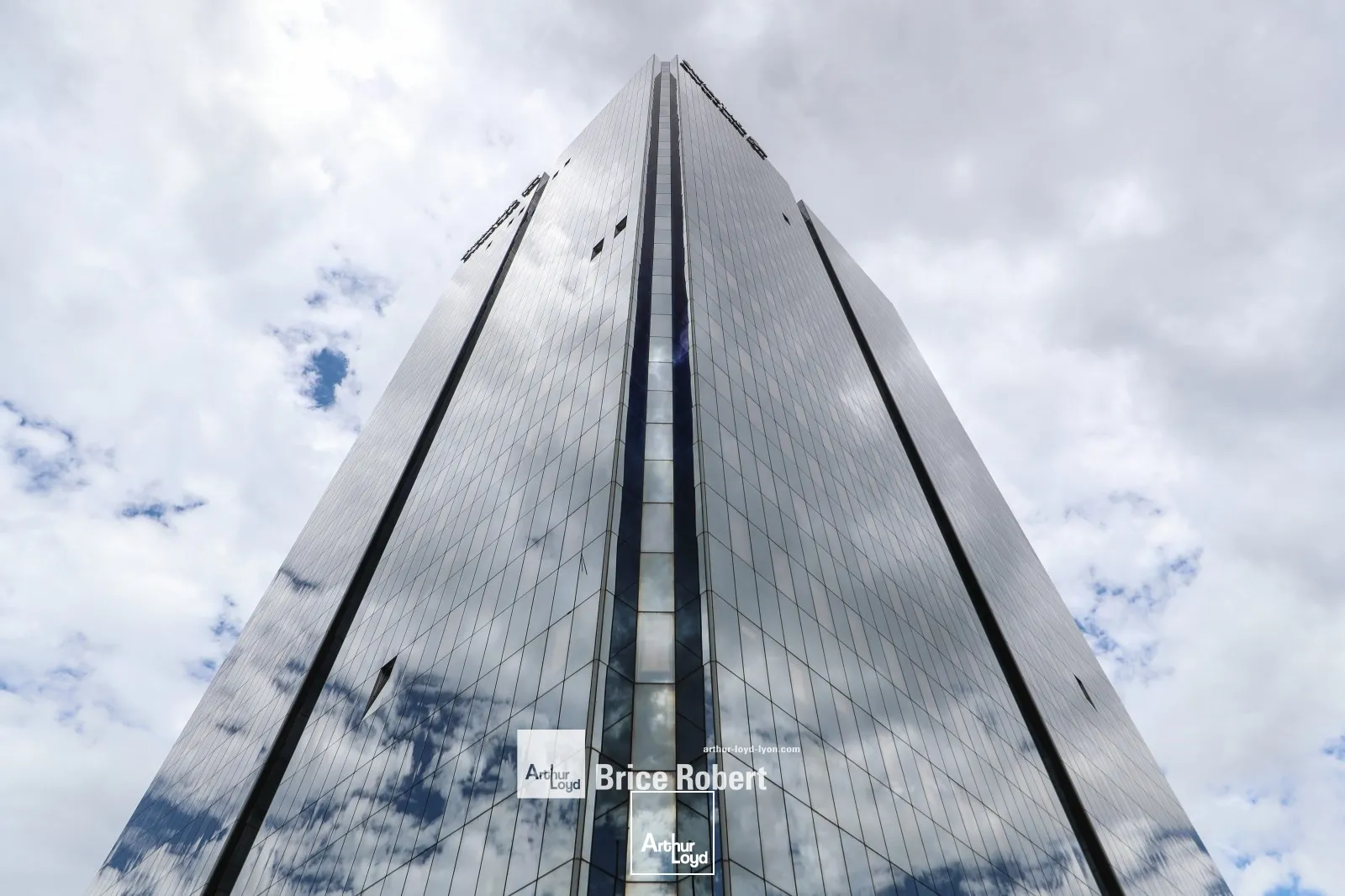 A louer - TOUR SWISSLIFE - Bureaux proches de la Gare - Lyon 3ème Part-Dieu