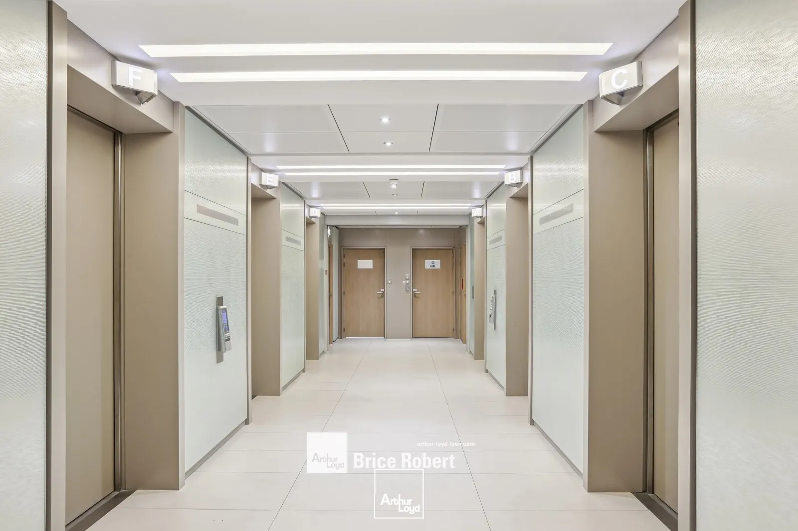 A louer - TOUR SWISSLIFE - Bureaux proches de la Gare - Lyon 3ème Part-Dieu