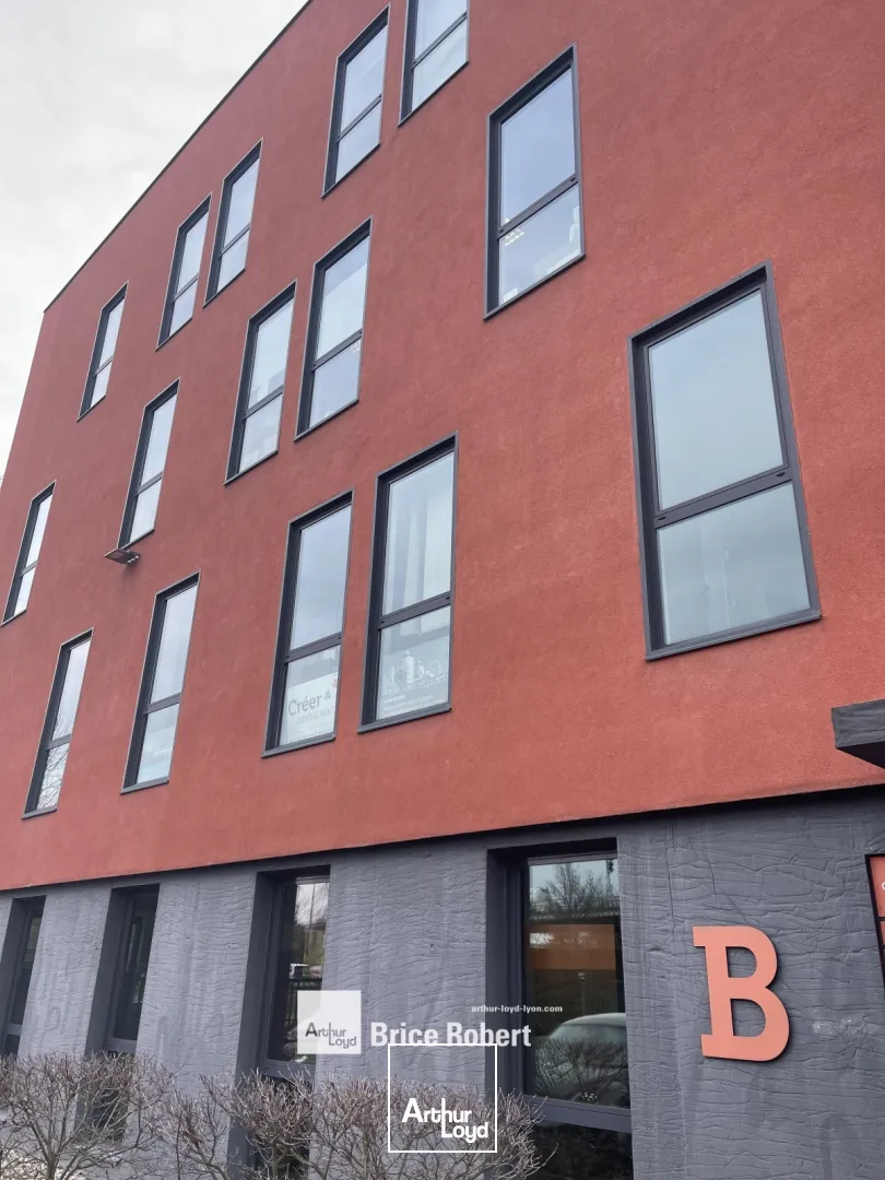A louer - CITE PARK - Bureaux au sein d'un parc arboré - Caluire et Cuire