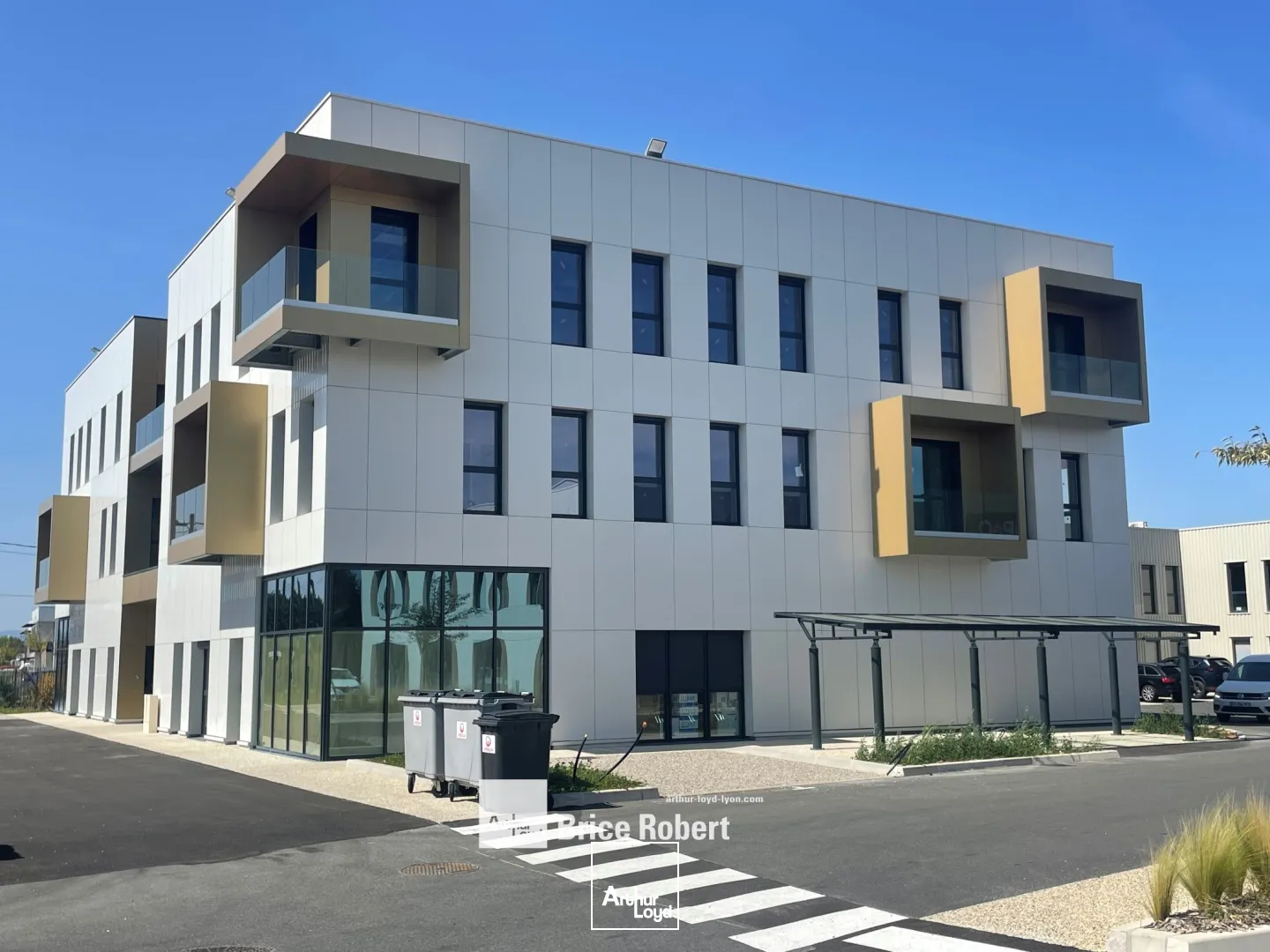 A vendre ou à louer - MILKY PARK - Bureaux neufs dans un parc - Décines Charpieu