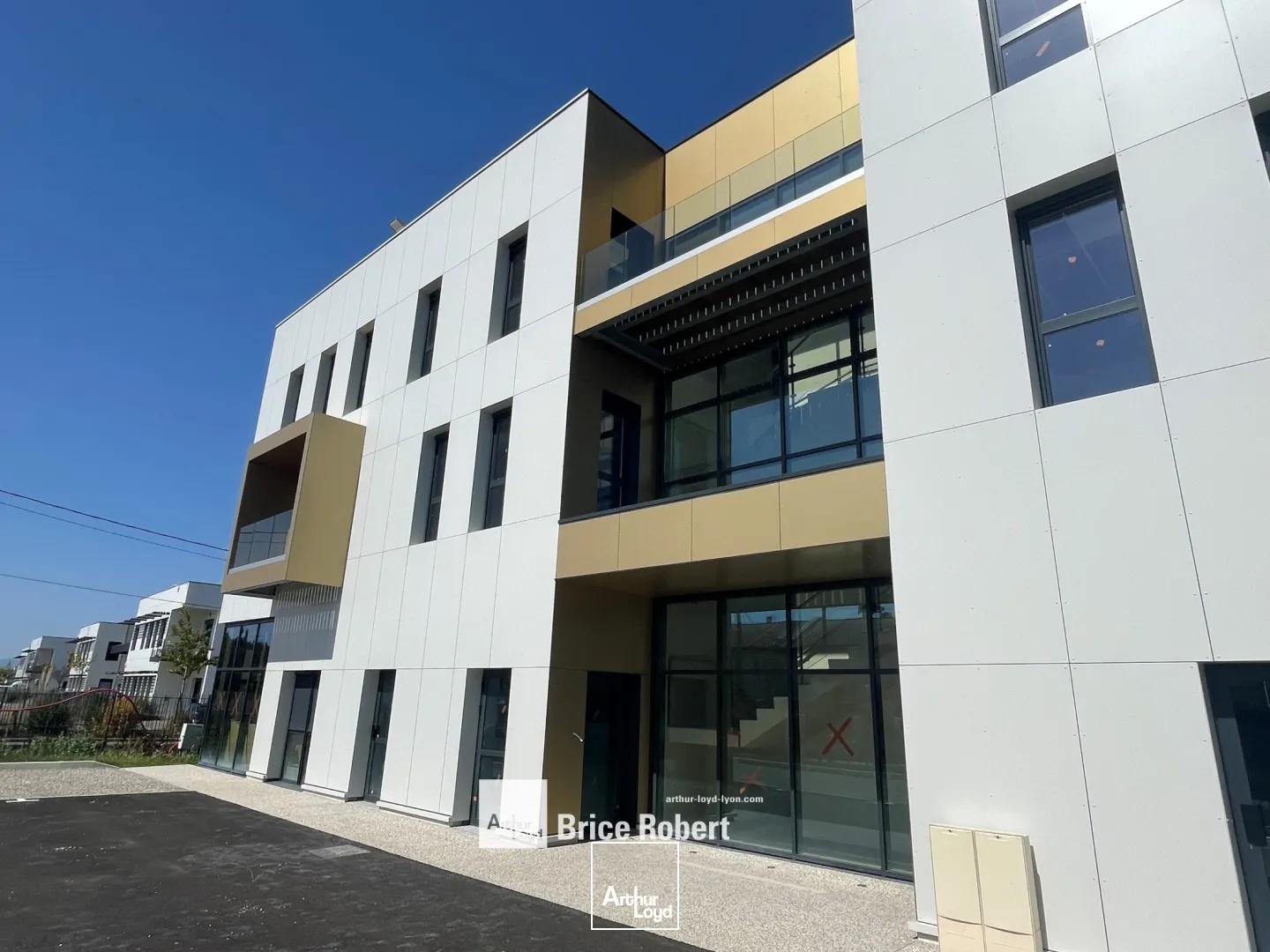 A vendre ou à louer - MILKY PARK - Bureaux neufs dans un parc - Décines Charpieu