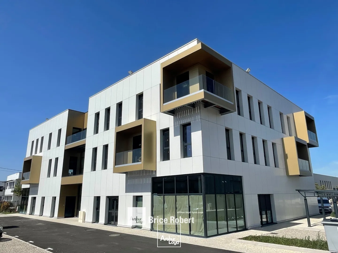 A vendre ou à louer - MILKY PARK - Bureaux neufs dans un parc - Décines Charpieu