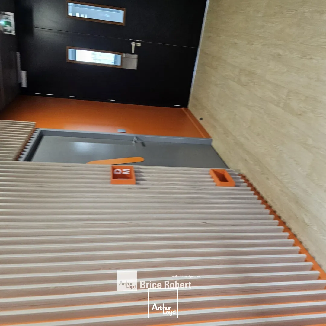 A louer - EQUINOX - Bureaux lumineux et cloisonnés - Lyon 3ème Part-Dieu