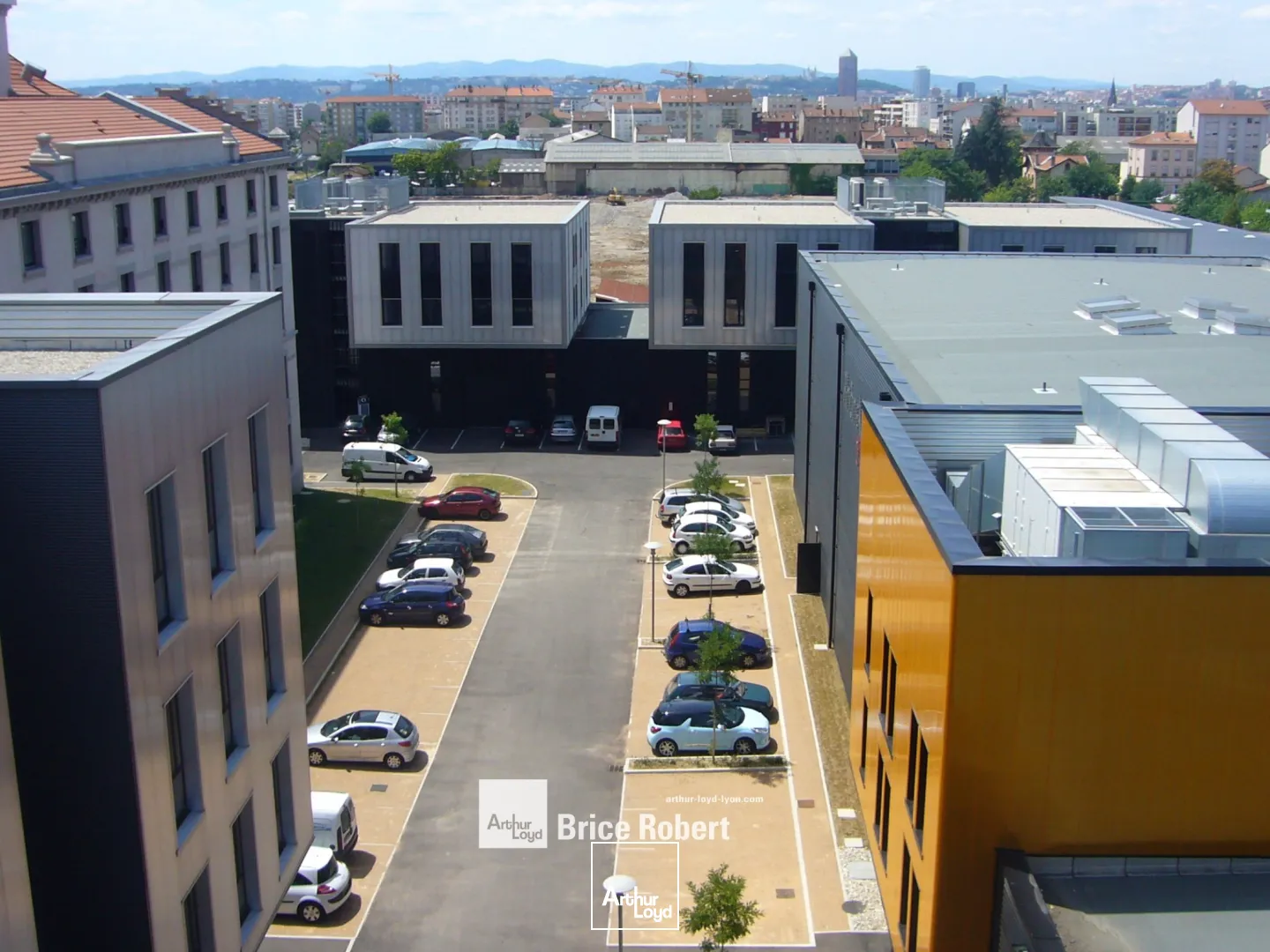 A louer - POLE PIXEL - Bureaux lumineux - Villeurbanne 