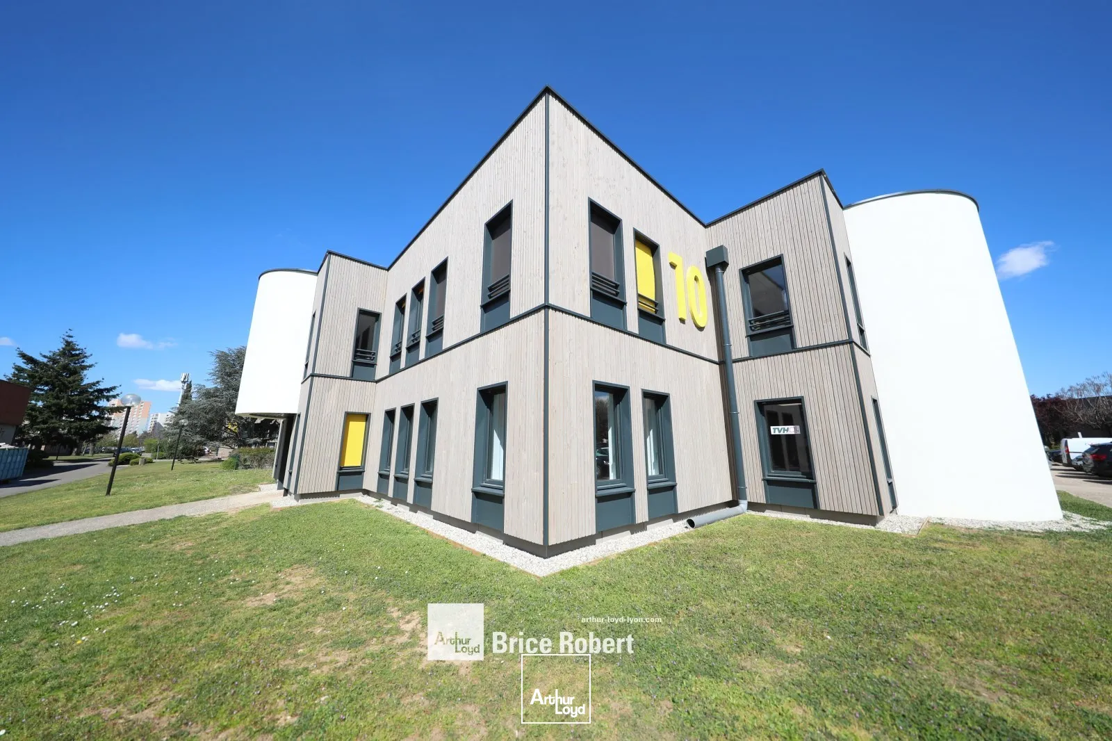 A louer - GREEN CAMPUS PARK - Bureaux lumineux - Vénissieux