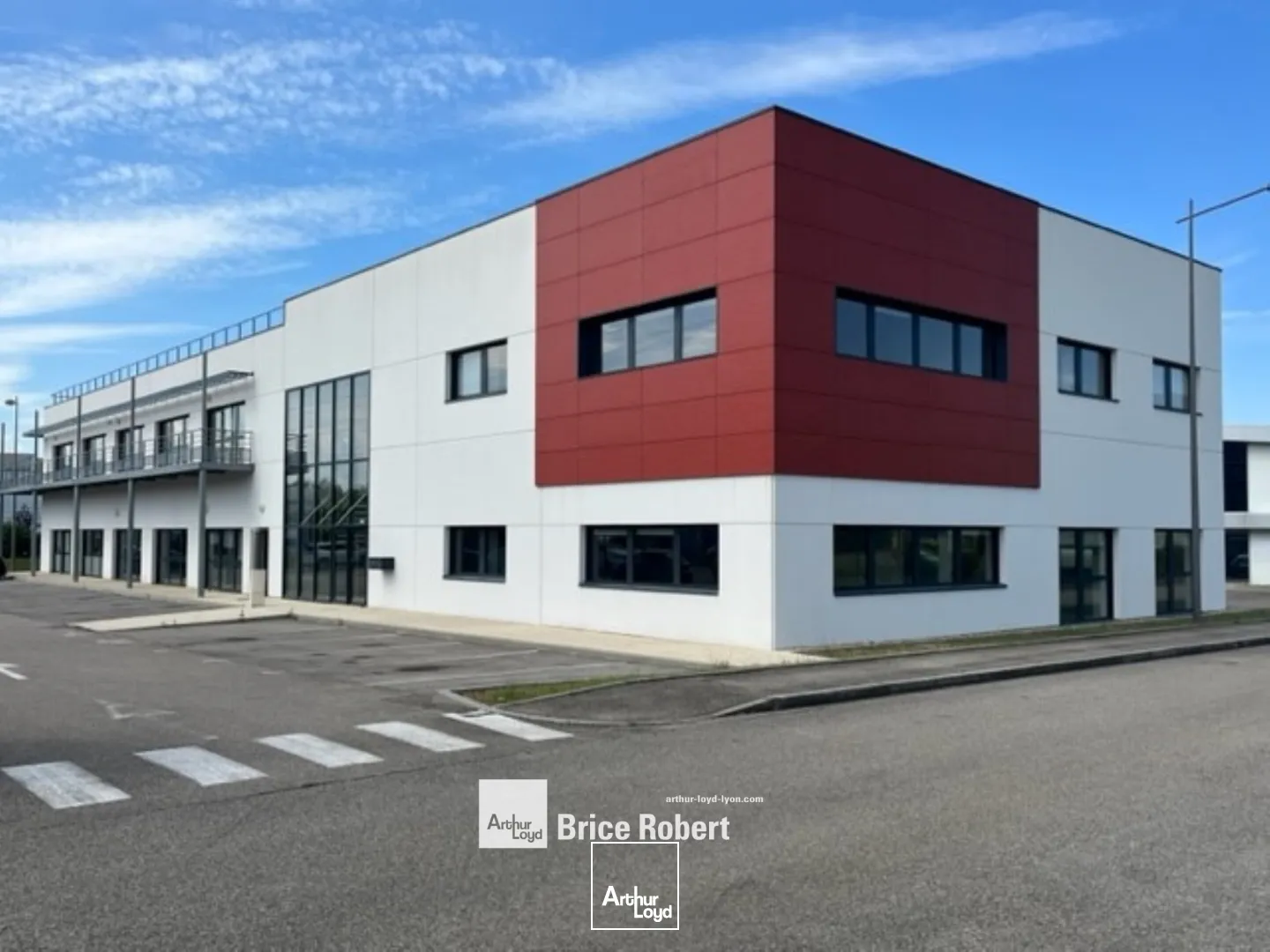 A louer - VEELLAGE DE PARILLY - Bureaux à louer dans le Multiparc - Saint Priest