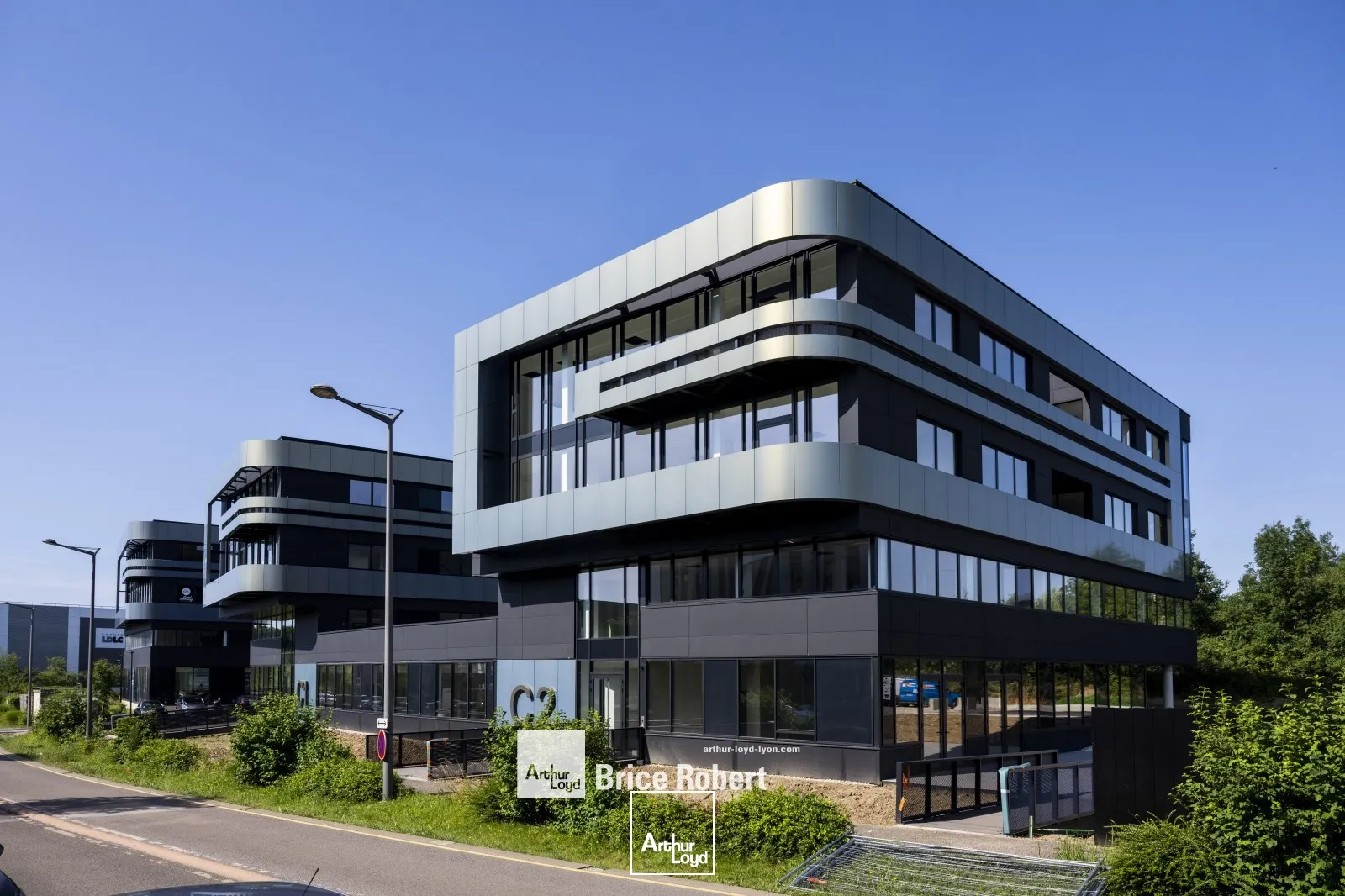 A vendre ou à louer - PLUG & PLAY - Bureaux neufs - Limonest 