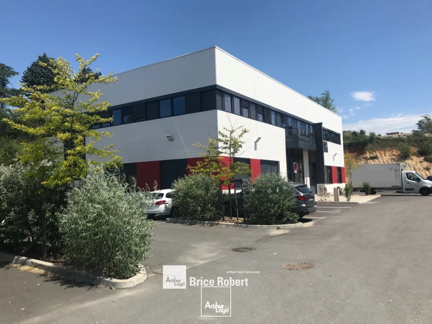 A louer - VEELAGE DE DARDILLY - Bureaux et locaux d'activités - Dardilly