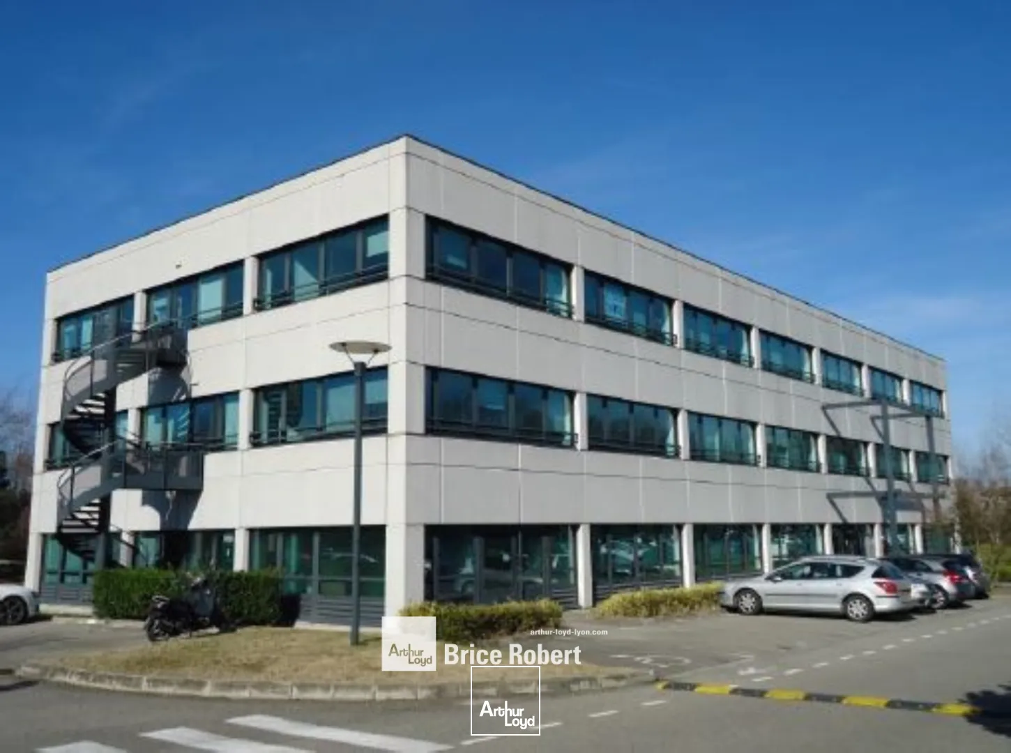 A LOUER - Bureaux situés au sein de Parc Mail, dans le Parc technologique de Lyon - Saint Priest
