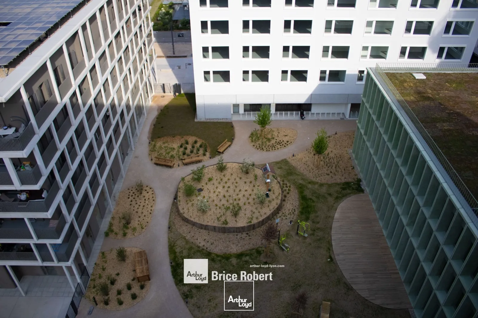 A louer - WORK #1 - Bureaux lumineux à Confluence - Lyon 2ème