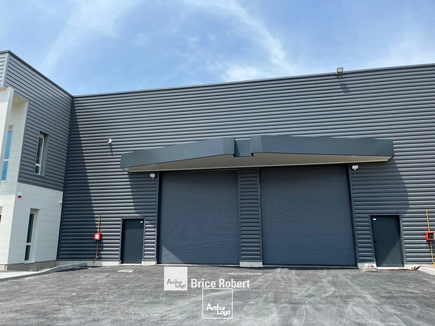 A vendre - Parc d'activités neuf de 5 bâtiments avec des cellules à partir de 187 m² - Bourgoin Jallieu