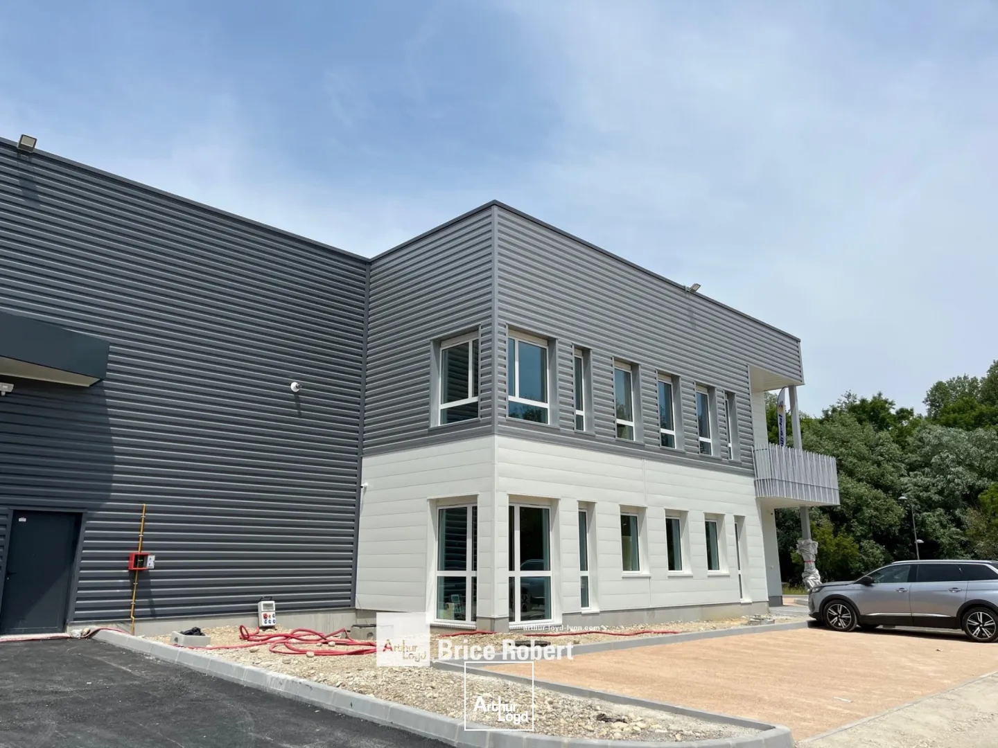 A vendre - Parc d'activités neuf de 5 bâtiments avec des cellules à partir de 187 m² - Bourgoin Jallieu