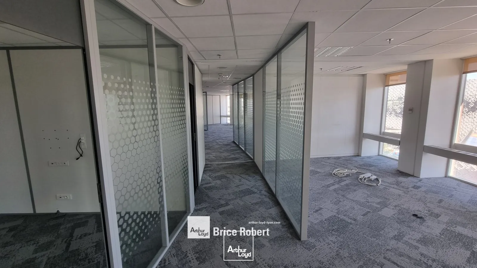 A louer - TOUR PART DIEU - Bureaux dans l'immeuble emblématique de la 