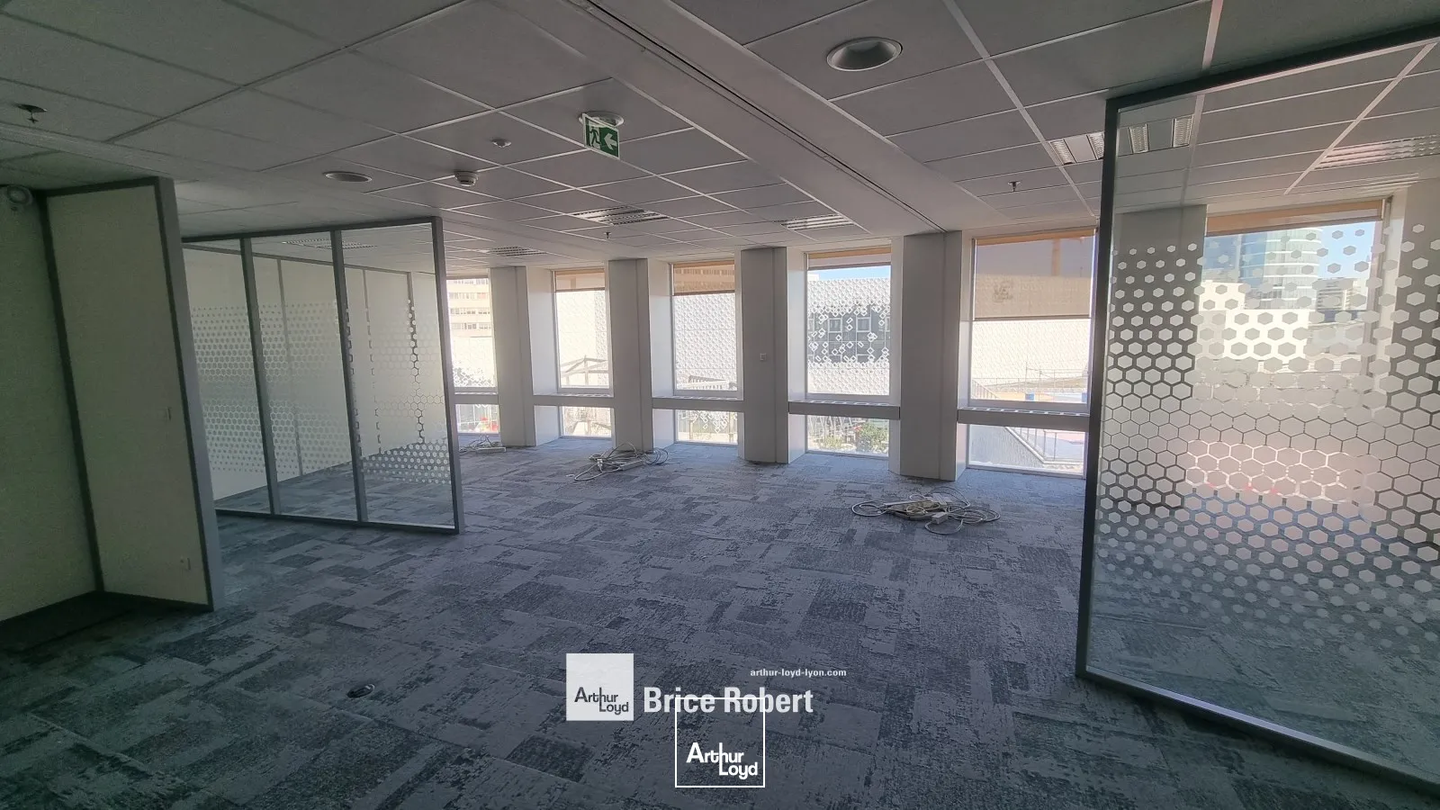 A louer - TOUR PART DIEU - Bureaux dans l'immeuble emblématique de la 