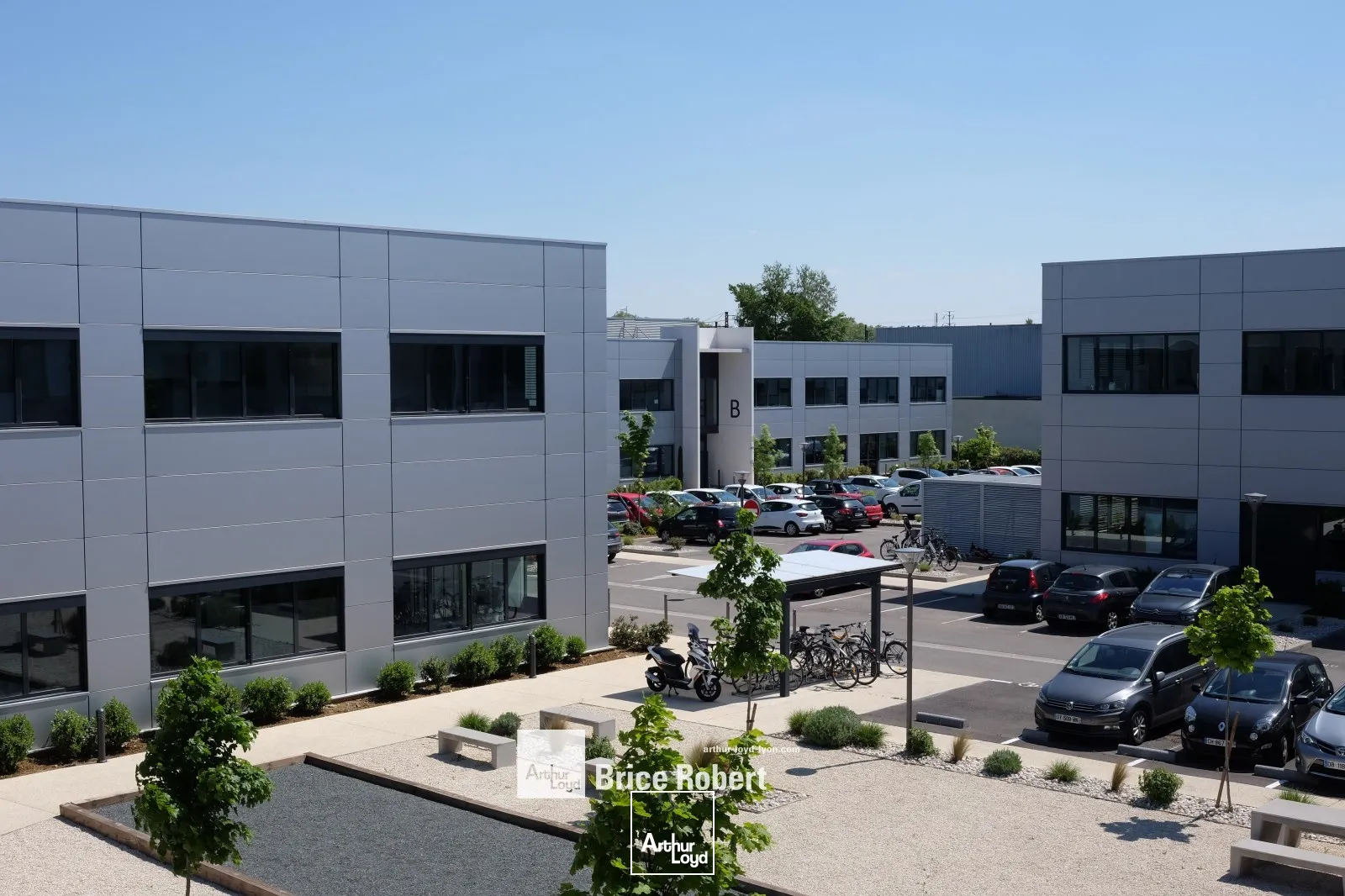 A louer - GERLAND TECHNOPARK III - Bureaux livrés aménagés et non cloisonnés - Lyon 7ème