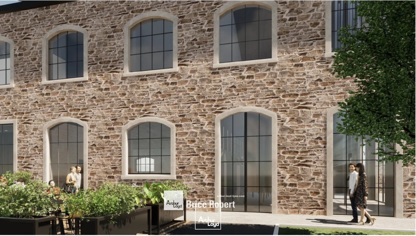 Locaux d'activités avec places de parking - proche route de Brignais à Chaponost