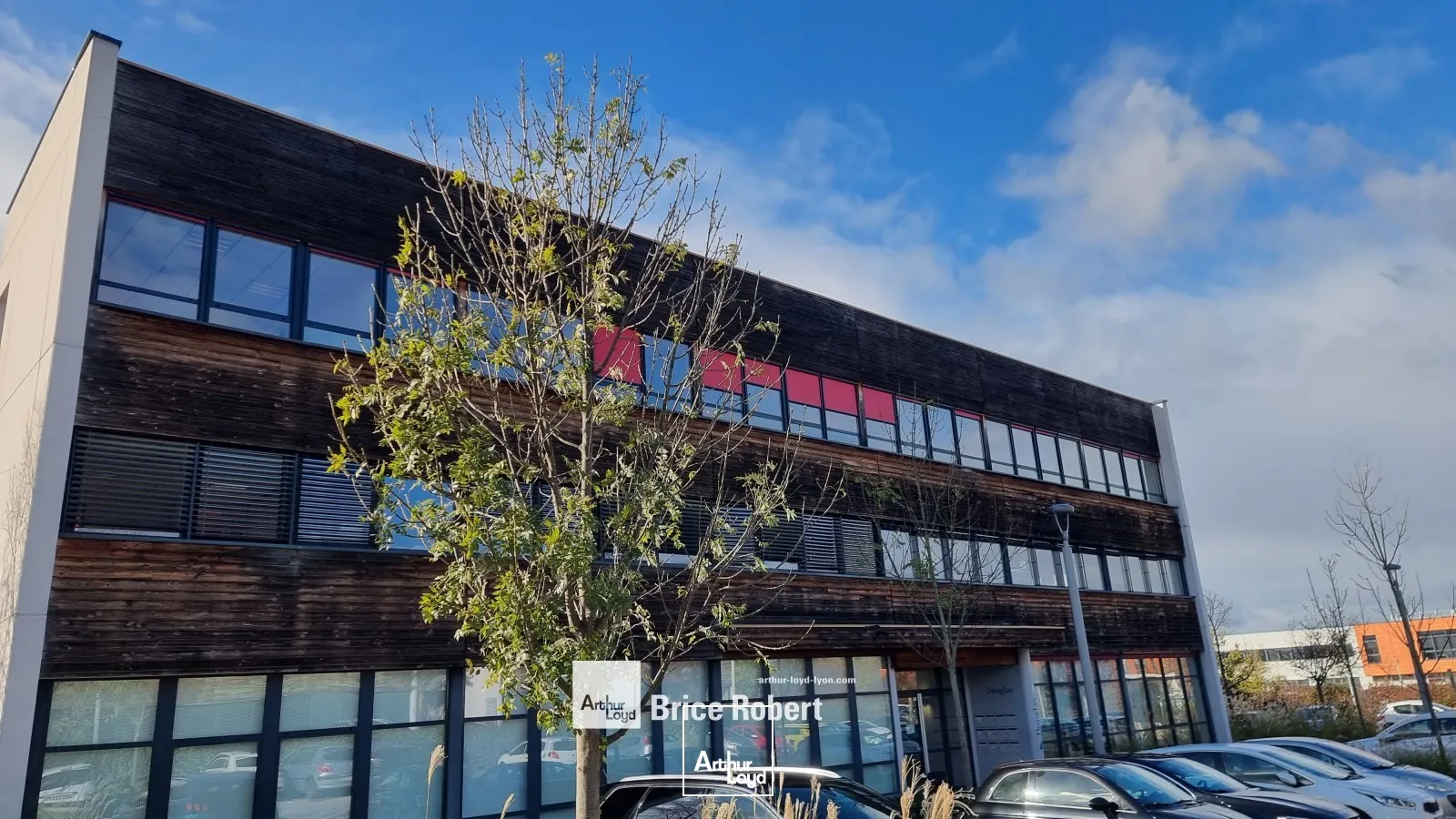 A louer - WOODSTOCK - Bureaux dans un parc technologique - Corbas