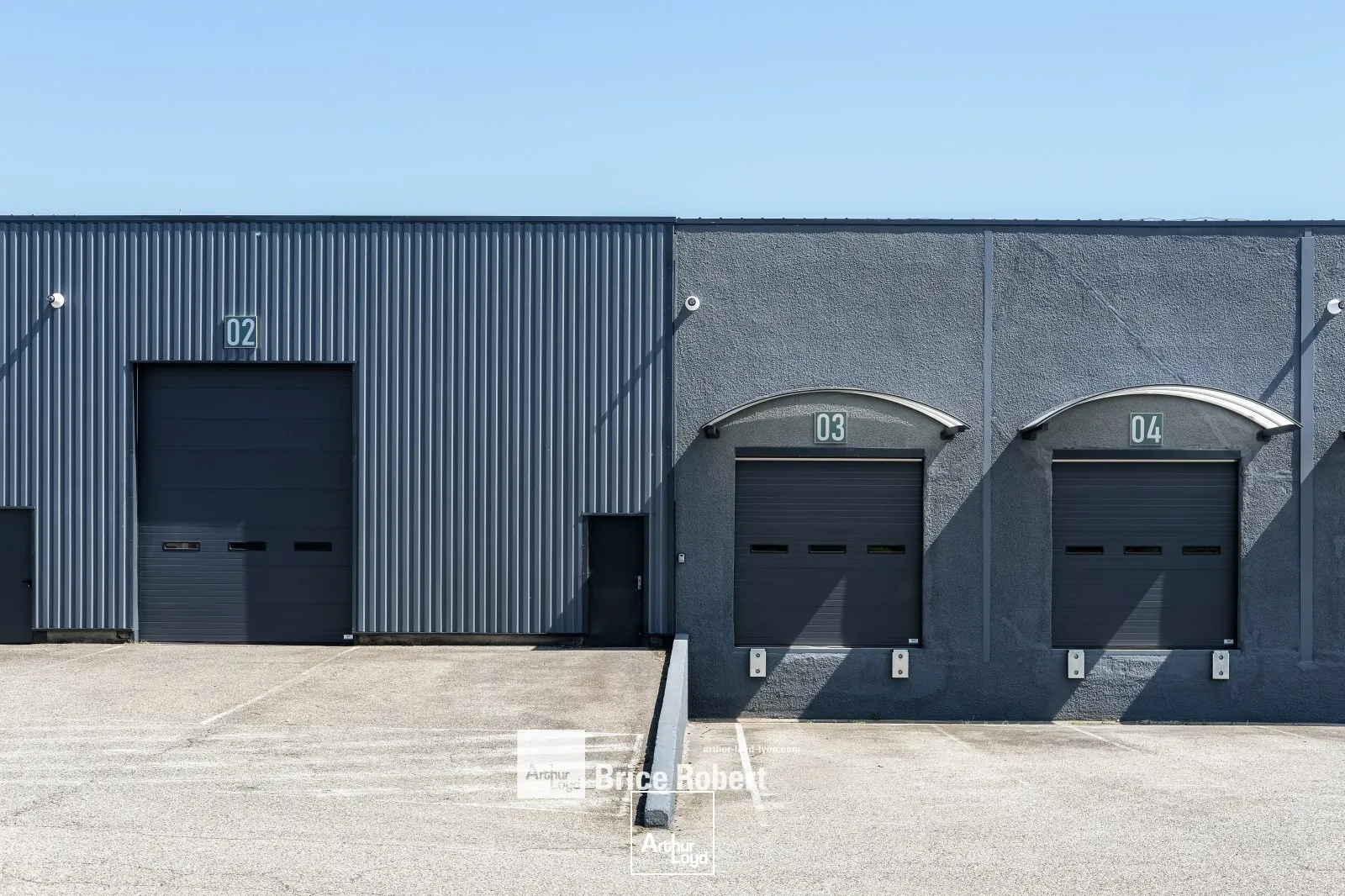 A LOUER - Lots d'activité ZI Vénissieux -CORBAS