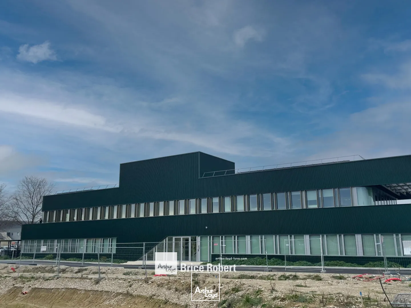 A vendre ou à louer - EAST VILLAGE - Bureaux dans nouveau campus tertiaire - Saint Maurice de Beynost