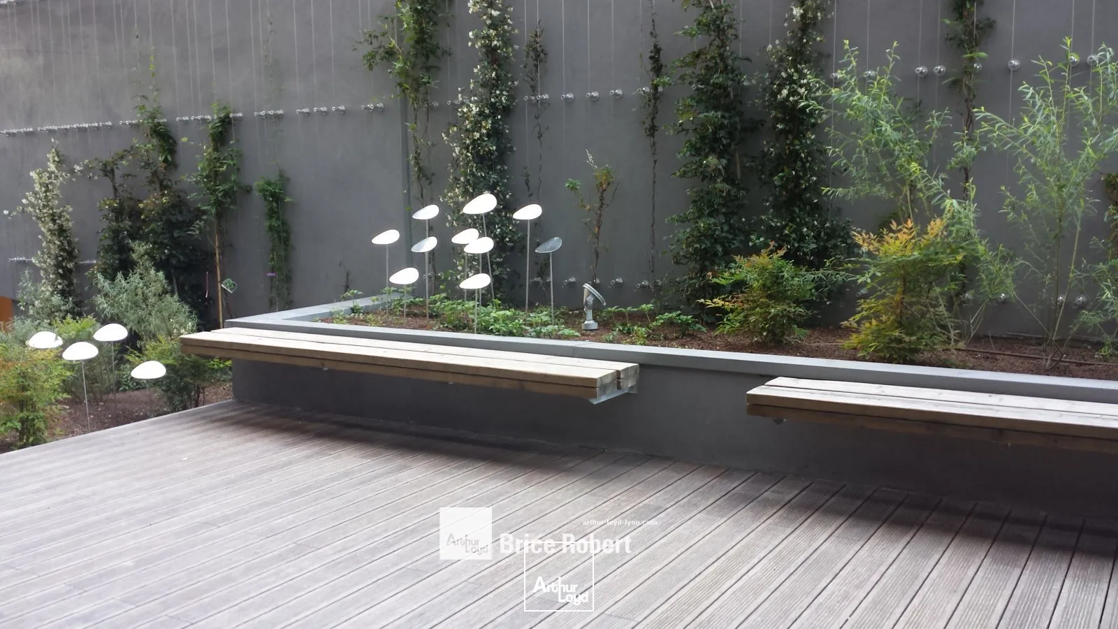 A louer - O SAONE - Bureaux rénovés - Lyon 5ème