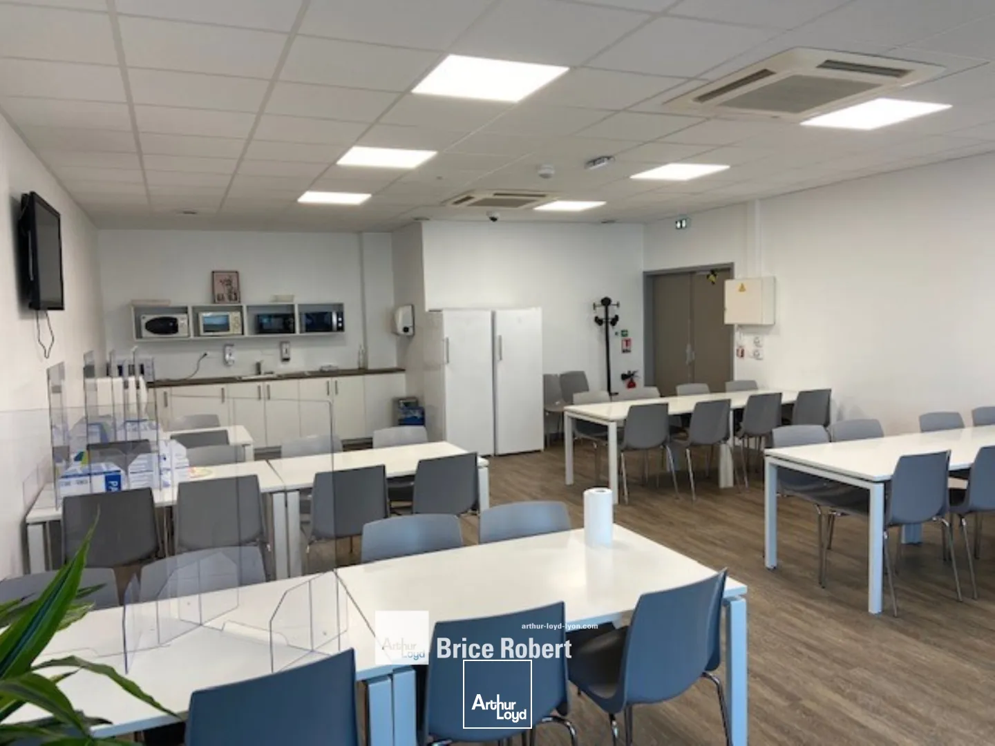 A louer - LES CARRES DU PARC - Bureaux sur la Techlid - Champagne au Mont d'Or