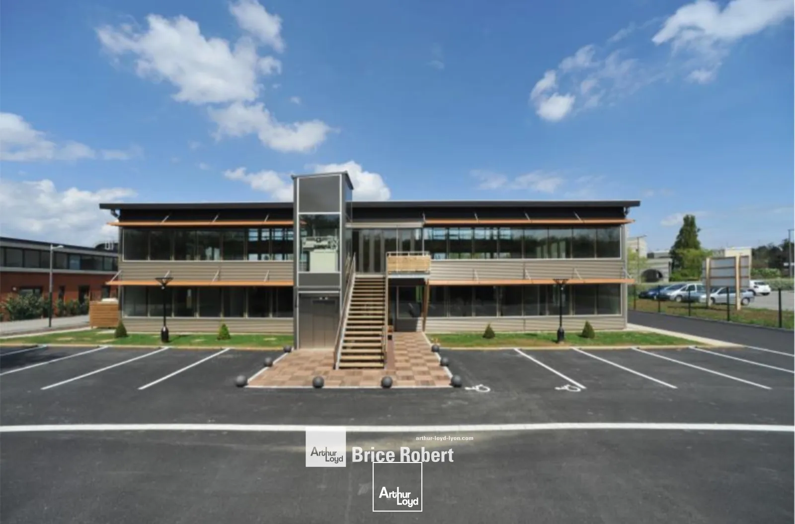 A louer - CECODIA - Bureaux avec maîtrise des consommations énergétiques- CECODIA - Bron