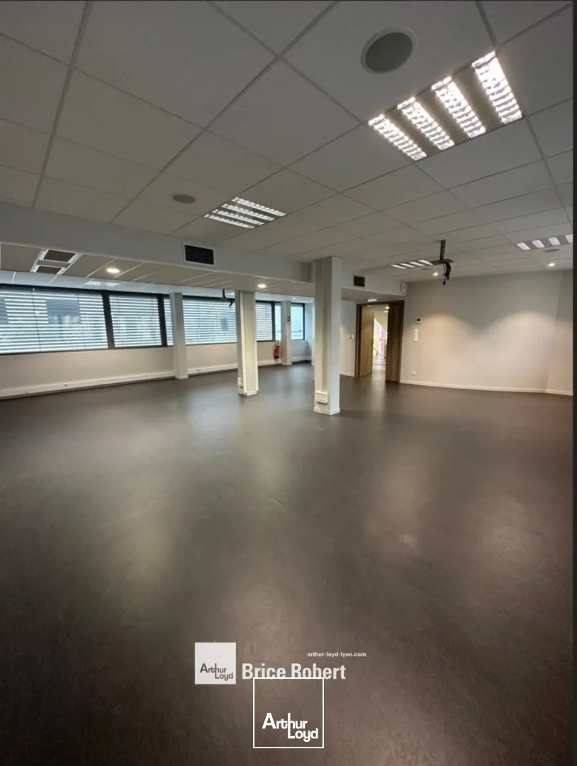 A vendre - Bureaux dans un immeuble indépendant - Caluire et Cuire