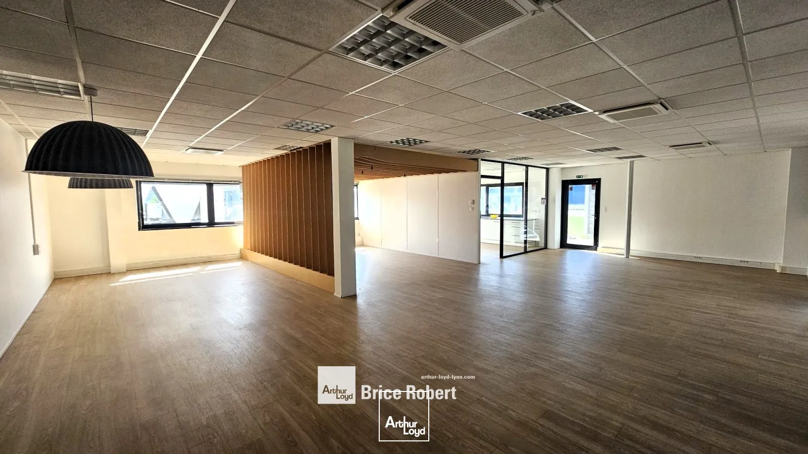 A louer - L'ARCHER - Bureaux dans la ZAC de Satolas - Pusignan