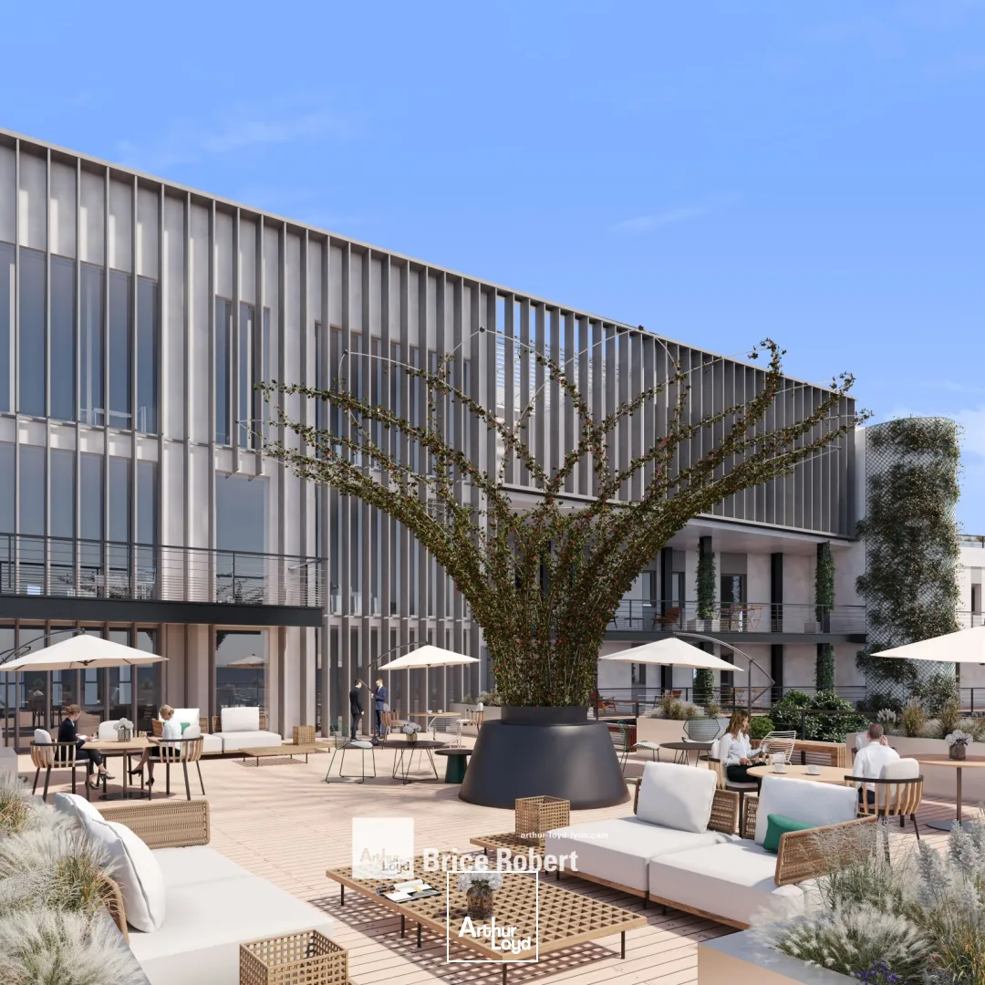 A vendre ou à louer - VERTICAL - Bureaux restructurés proches de Jean Macé - Lyon 7ème