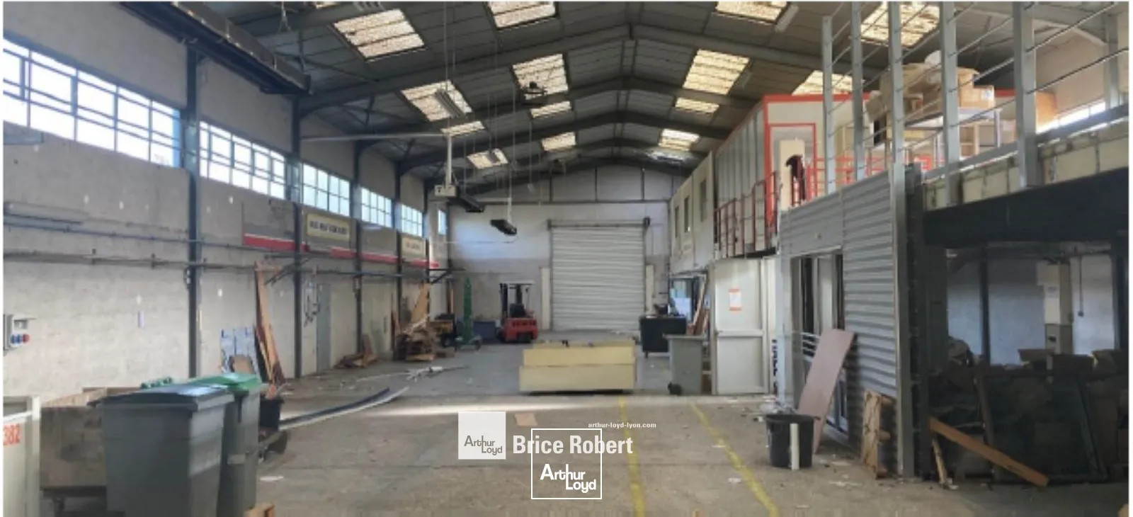 Bâtiments d'activité situés à Rillieux La Pape disponibles à la vente