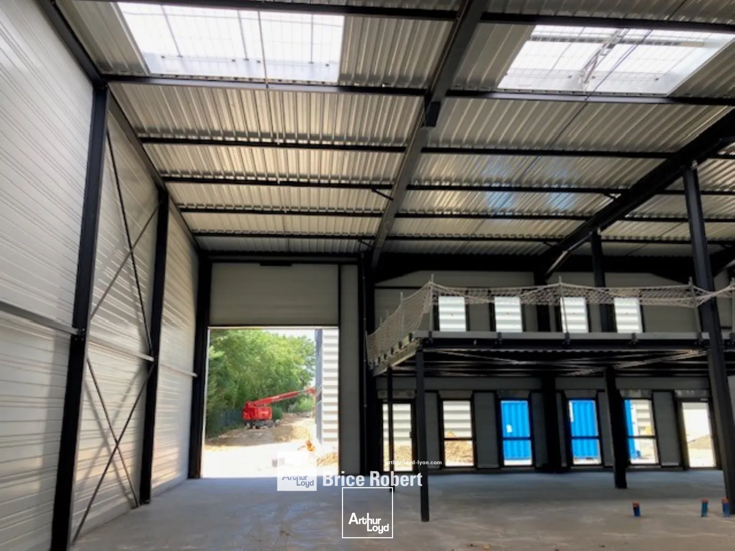 Parc d'activités neuf - vente et location de cellules - Vénissieux