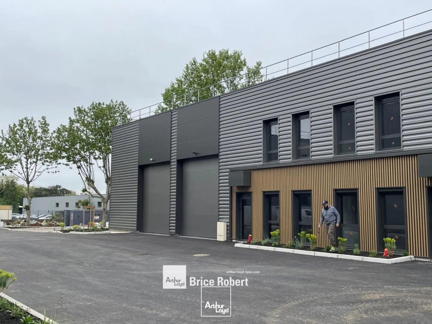 Parc d'activités neuf - vente et location de cellules - Vénissieux