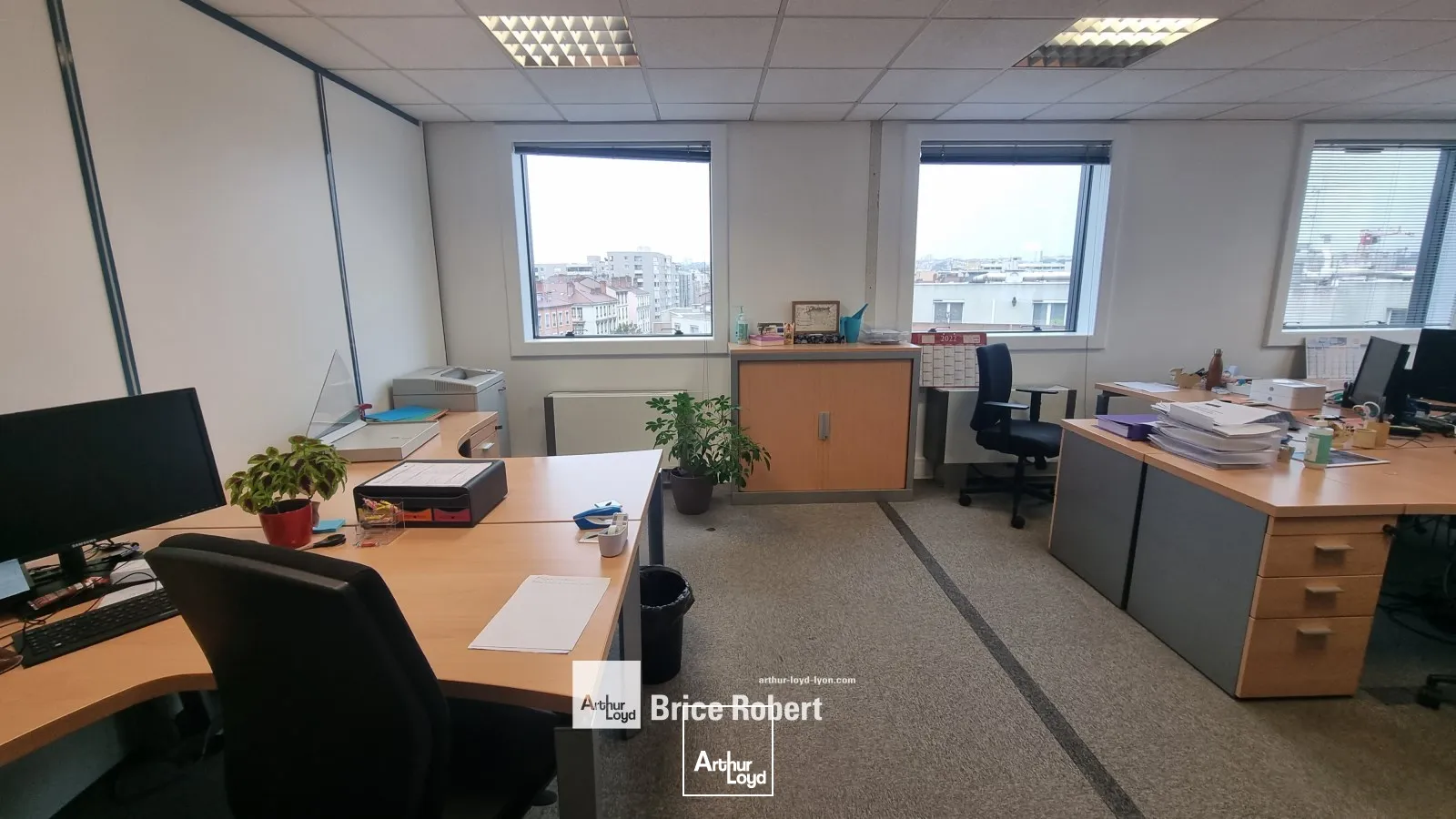 A louer - LE QUARTZ - Bureaux dans un immeuble tertiaire - Villeurbanne 