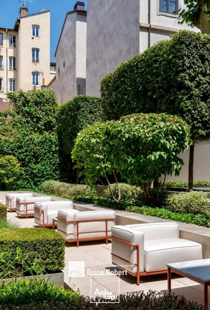 A louer - 27 AC - Bureaux haut de gamme à proximité de la Place Bellecour - Lyon 2ème