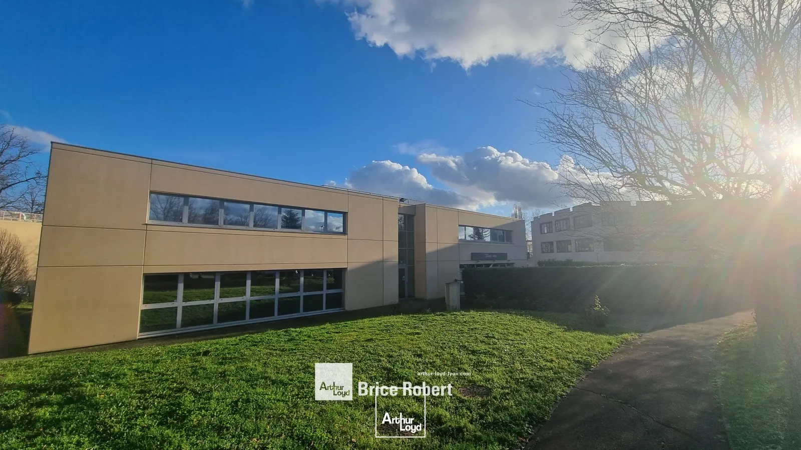 A louer - PARC DE CRECY - Bureaux dans parc tertiaire - Saint Didier au Mont d'Or