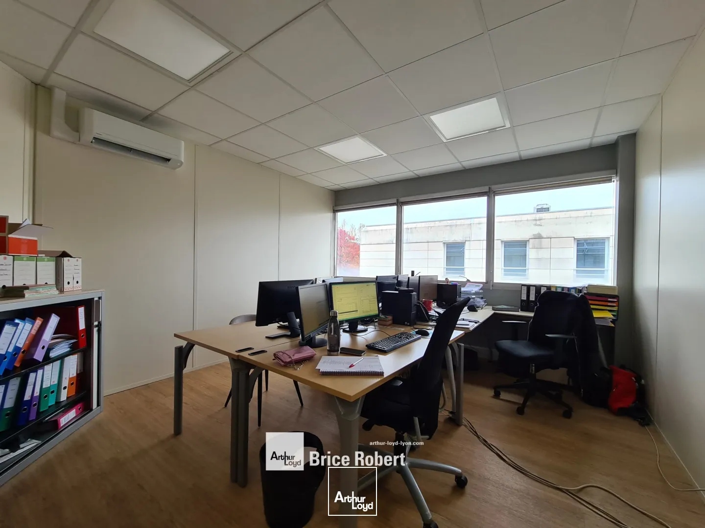 A vendre ou à louer - EUROPARC DU CHENE - Bureaux lumineux dans parc arboré - Bron