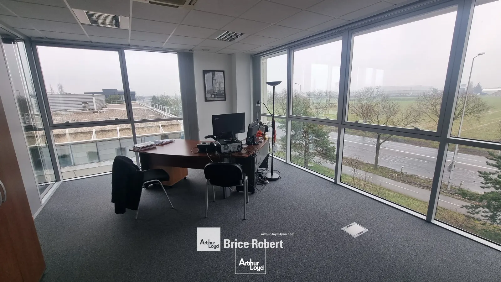 A louer - EUROPARC DU CHENE - Bureaux au 2ème étage - Bron 