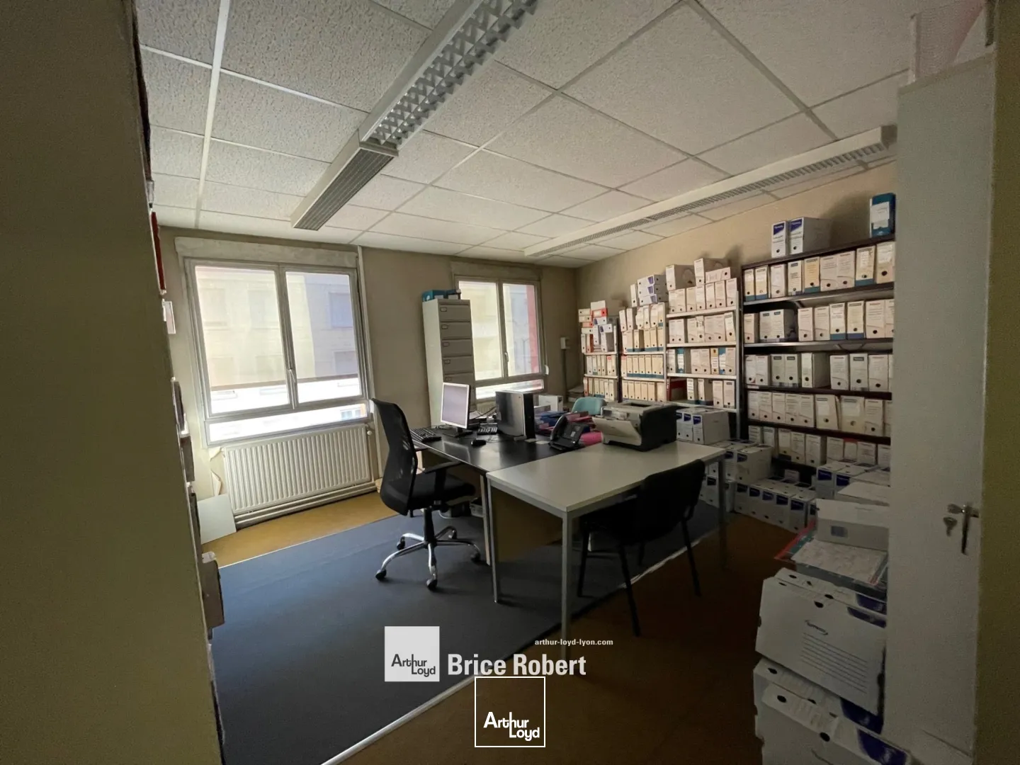 A louer - Bureaux rue de la République - Decines Charpieu