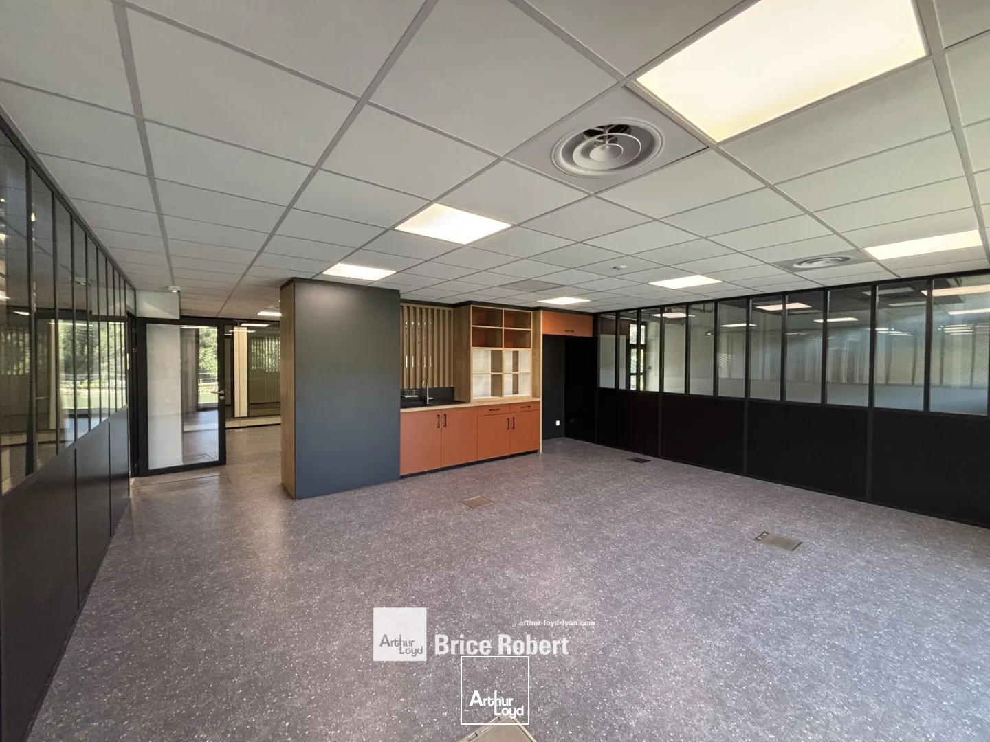 A louer - LES DOUANES - Bureaux au coeur de Confluence - Lyon 2ème