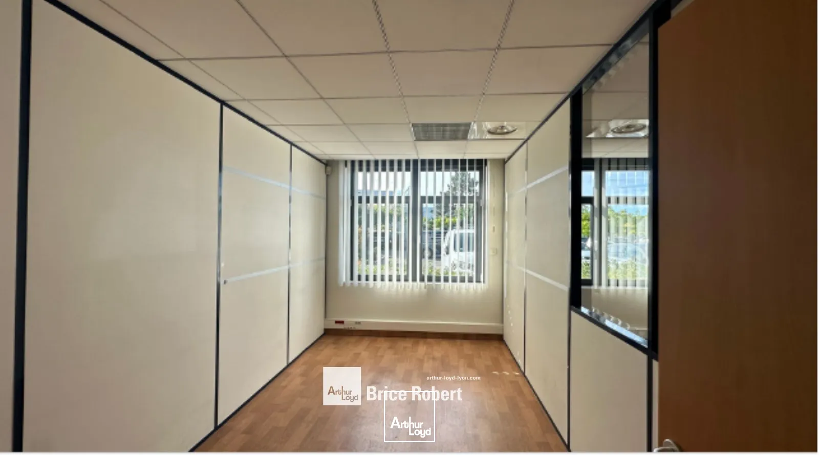 A louer - Bureaux avec proximité immédiate de la Rocade - Chassieu